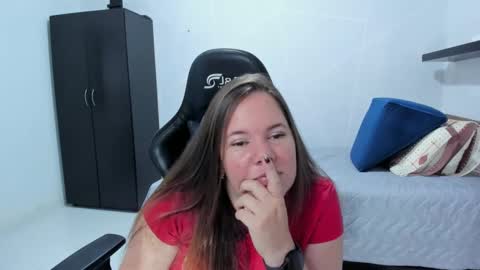 Snapshot of samanthaleon chatting on 7, 10, 2025 Samantha samy online show from 7, 10, 2025