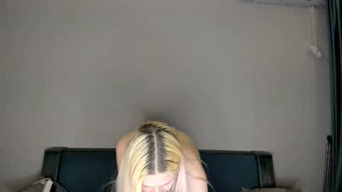 Snapshot of samanthamiasnik1 chatting on 23, 12, 2024 Samantha online show from 23, 12, 2024