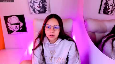 Samantha online show from 22, 4, 2026