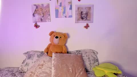 Snapshot of samara_jonnes_ chatting on 24, 1, 2025 Samara is my name a pleasure delighted that you are here leave your thumb up it is important to me online show from 24, 1, 2025