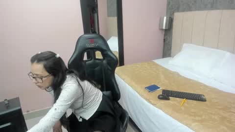 Snapshot of samarha_xue chatting on 17, 2, 2025 Sara online show from 17, 2, 2025