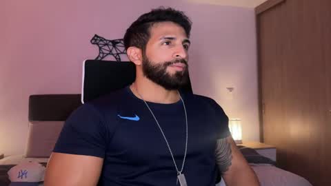 Sam Dornan online show from 2, 3, 2025