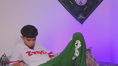 Snapshot of samevansx chatting on 17, 10, 2025 samevansx online show from 17, 10, 2025