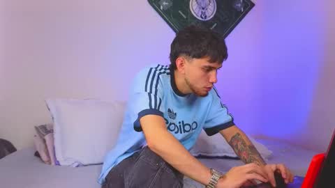 Snapshot of samevansx chatting on 1, 12, 2025 samevansx online show from 1, 12, 2025