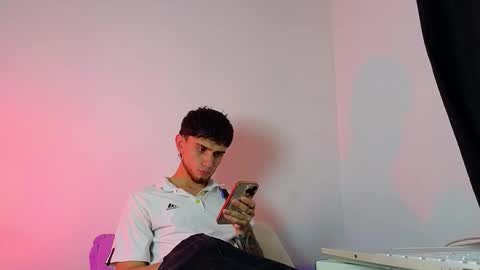 Snapshot of samevansx chatting on 14, 12, 2025 samevansx online show from 14, 12, 2025