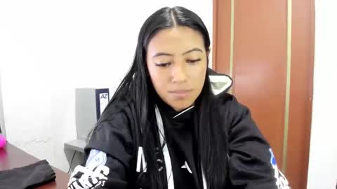 Snapshot of sami_cutte chatting on 20, 12, 2024 sami_cutte online show from 20, 12, 2024