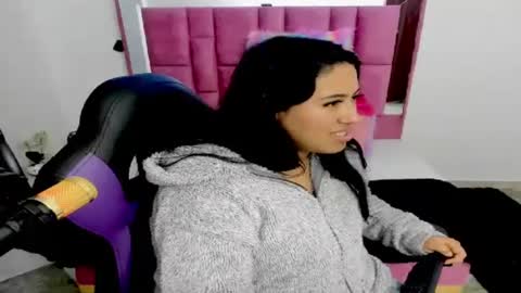 Snapshot of sami_cutte chatting on 4, 2, 2025 sami_cutte online show from 4, 2, 2025