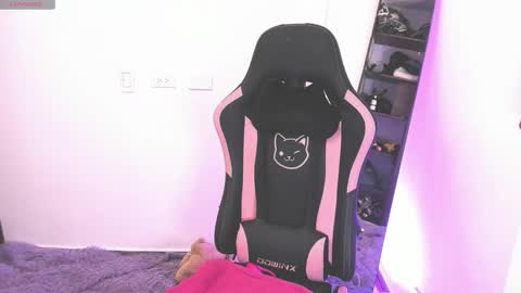 samiacooper25 online show from 8, 9, 2025