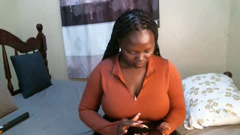Snapshot of samiagirl22 chatting on 8, 9, 2025 nina online show from 8, 9, 2025
