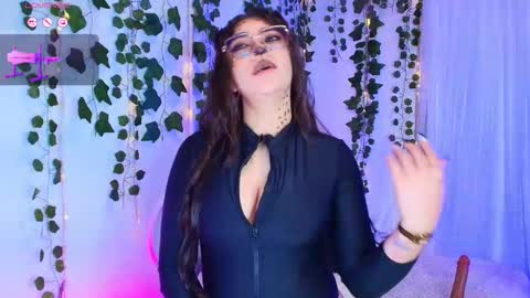 samii evans  online show from 30, 10, 2025