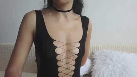 Snapshot of samiraqfresh chatting on 2, 10, 2025 SamiraQFresh online show from 2, 10, 2025