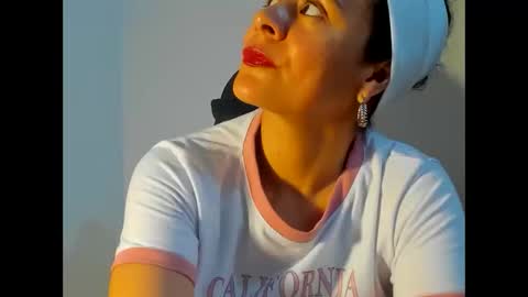 Snapshot of samm_hoti chatting on 5, 11, 2025 sam online show from 5, 11, 2025