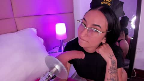 Sammy Morales online show from 4, 2, 2025