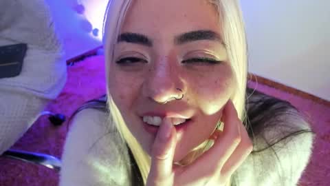   online show from 22, 12, 2024