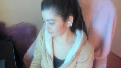 Snapshot of sammysammy_ chatting on 28, 4, 2026 online show from 28, 4, 2026