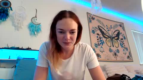 Snapshot of samreignsxxx chatting on 12, 9, 2025 samreignsxxx online show from 12, 9, 2025