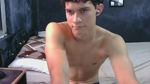 samuel_hills_ii online show from 20, 10, 2025