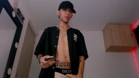   online show from 10, 12, 2024