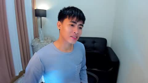 Snapshot of samuelangelo chatting on 18, 12, 2024 Sam online show from 18, 12, 2024