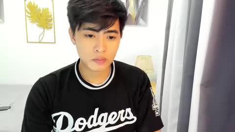 Snapshot of samuelangelo chatting on 6, 3, 2025 Sam online show from 6, 3, 2025