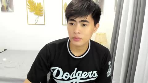 Snapshot of samuelangelo chatting on 6, 3, 2025 Sam online show from 6, 3, 2025