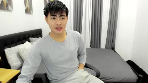 Snapshot of samuelangelo chatting on 27, 9, 2025 Sam online show from 27, 9, 2025