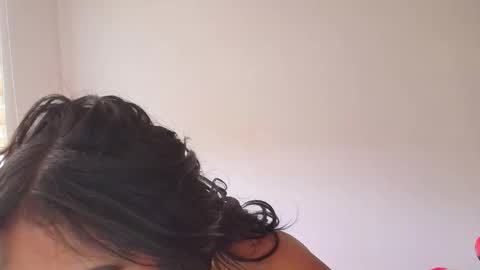 Hello I am absent due to a family calamity I will return soon-hola estoy ausente por un problema familiar volvere pronto. online show from 14, 10, 2025