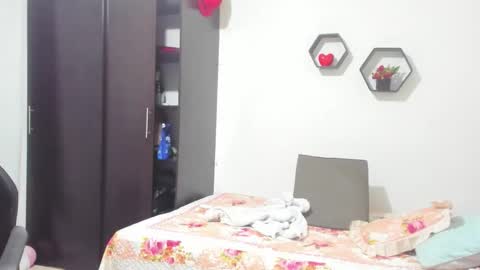 Sanddi  online show from 16, 1, 2026