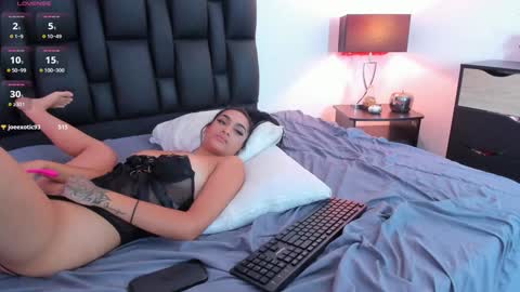 MilaSander online show from 6, 12, 2024