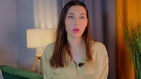 Isabel but you can call me Bella online show from 15, 11, 2025