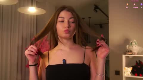 Emma  online show from 14, 11, 2025