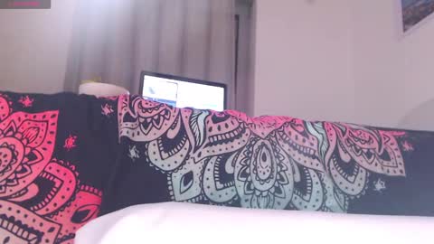 Sandra online show from 1, 3, 2025