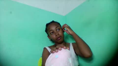 sandra1253099 online show from 8, 2, 2026