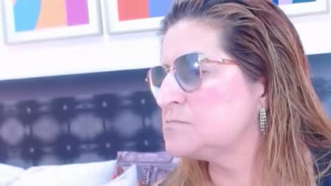 Snapshot of sandra_20_ chatting on 12, 11, 2025 SANDRA online show from 12, 11, 2025