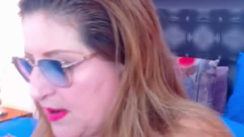 Snapshot of sandra_20_ chatting on 15, 11, 2025 SANDRA online show from 15, 11, 2025