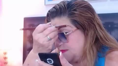 Snapshot of sandra_20_ chatting on 24, 11, 2025 SANDRA online show from 24, 11, 2025