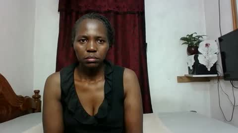 Snapshot of sandra_milly chatting on 16, 11, 2025 sandra online show from 16, 11, 2025