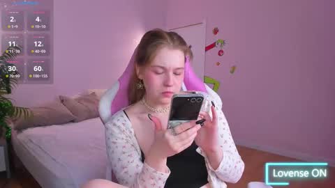 Snapshot of sandra_weaver chatting on 14, 12, 2025 Mira online show from 14, 12, 2025