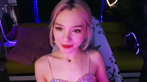 Sandy  online show from 15, 1, 2025