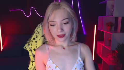 Sandy  online show from 22, 1, 2025