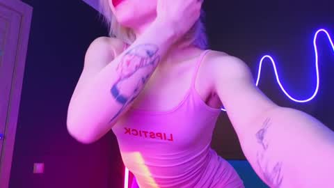 Sandy  online show from 22, 1, 2025