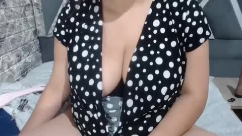 sandraclarkx69 online show from 2, 2, 2025