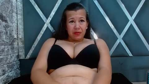 sandraclarkx69 online show from 12, 2, 2025