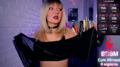 Snapshot of sandralawrence chatting on 14, 11, 2025 Schedule uploadedTake a look on NEW showAnd 2 Secret shows this month See youhope often online show from 14, 11, 2025