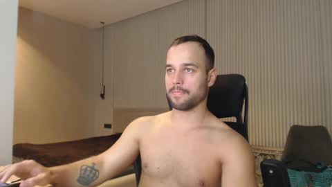 Snapshot of sandro_best chatting on 22, 1, 2025 DeAlex online show from 22, 1, 2025