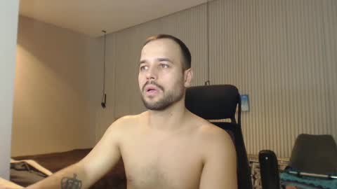 Snapshot of sandro_best chatting on 26, 1, 2025 DeAlex online show from 26, 1, 2025