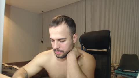 Snapshot of sandro_best chatting on 26, 1, 2025 DeAlex online show from 26, 1, 2025