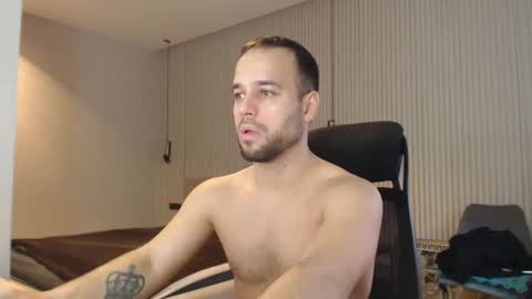 Snapshot of sandro_best chatting on 28, 1, 2025 DeAlex online show from 28, 1, 2025