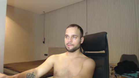 Snapshot of sandro_best chatting on 29, 1, 2025 DeAlex online show from 29, 1, 2025