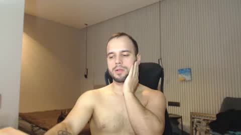 Snapshot of sandro_best chatting on 30, 1, 2025 DeAlex online show from 30, 1, 2025